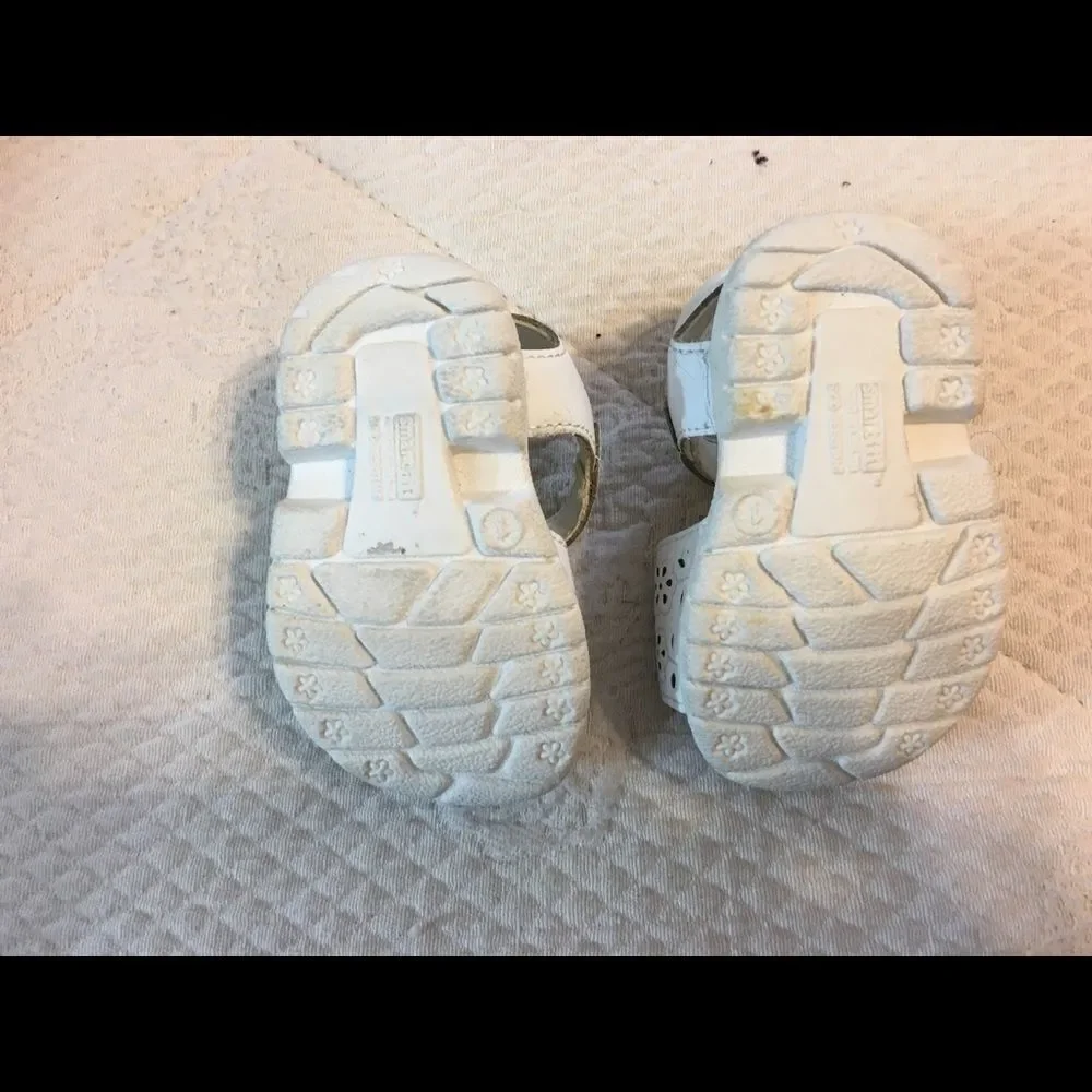 Smartfit Infant Girls Sandles Shoes Size 1 White Cute